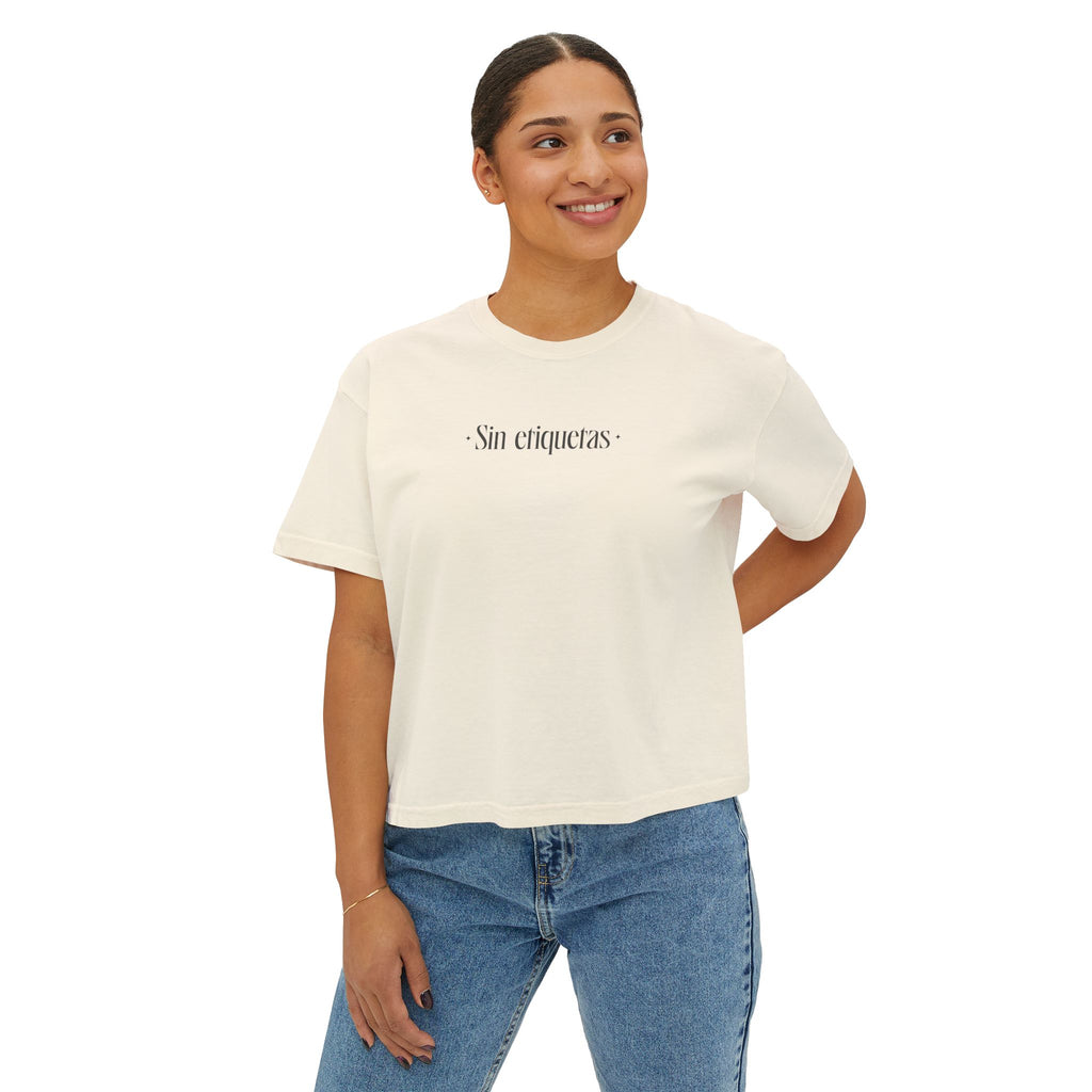 Sin Etiquetas Women's Boxy Tee | Minimal Spanish Phrase Crop Shirt